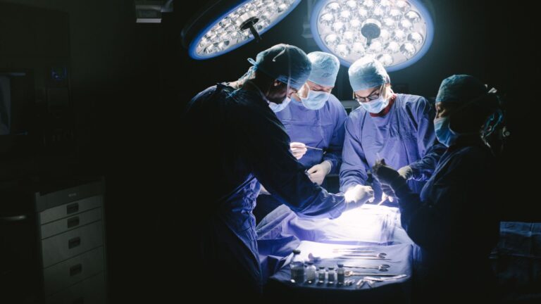 Re-live surgery: Inquadramento e chirurgia delle lesioni muscolotendinee