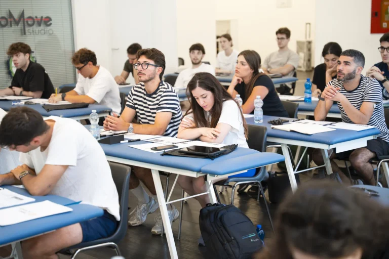 Corsisti durante un corso FisioScience in aula
